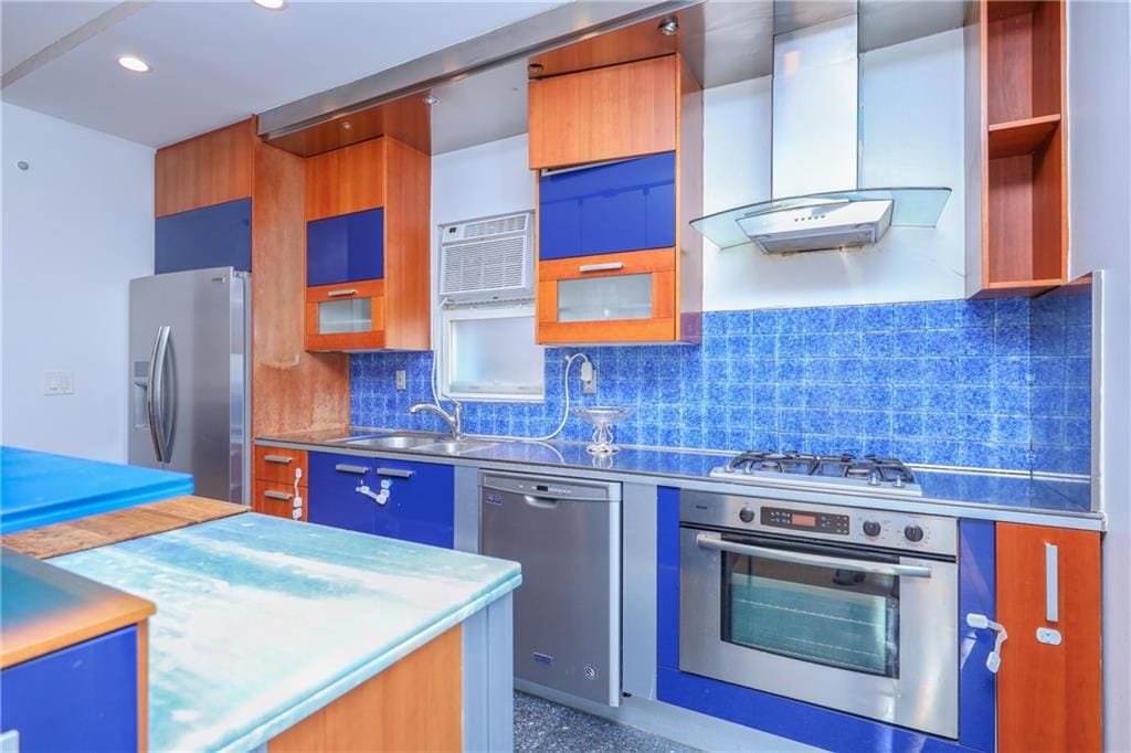 61 Exeter Street, Brooklyn, New York, 11235 image 13