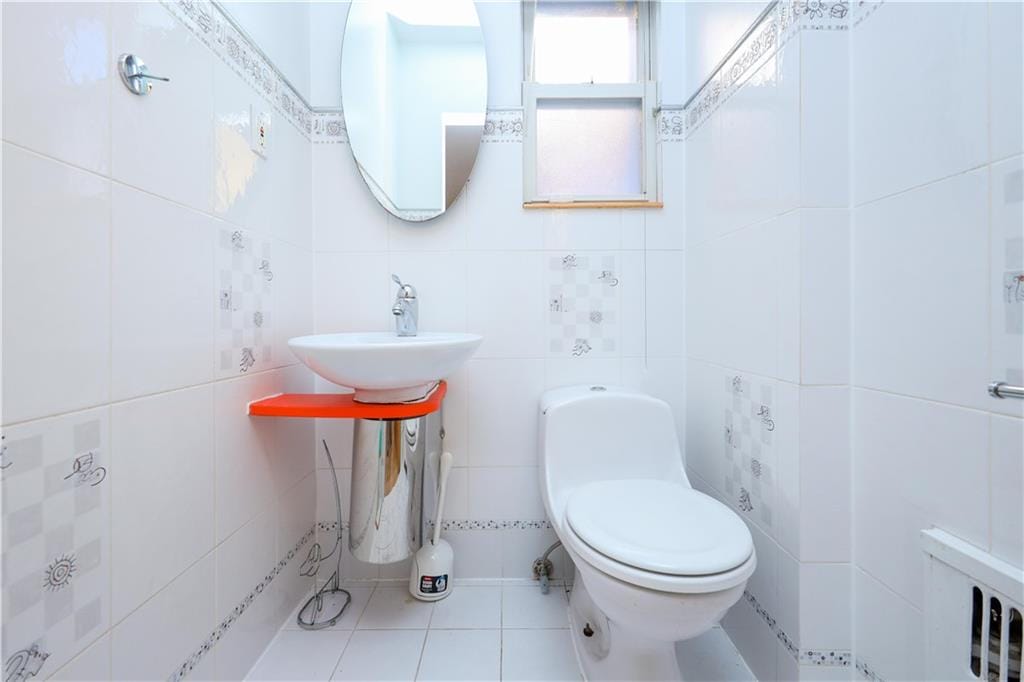 61 Exeter Street, Brooklyn, New York, 11235 image 14