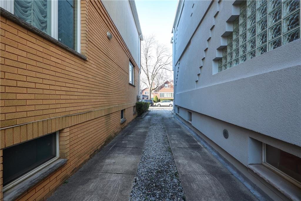 61 Exeter Street, Brooklyn, New York, 11235 image 39