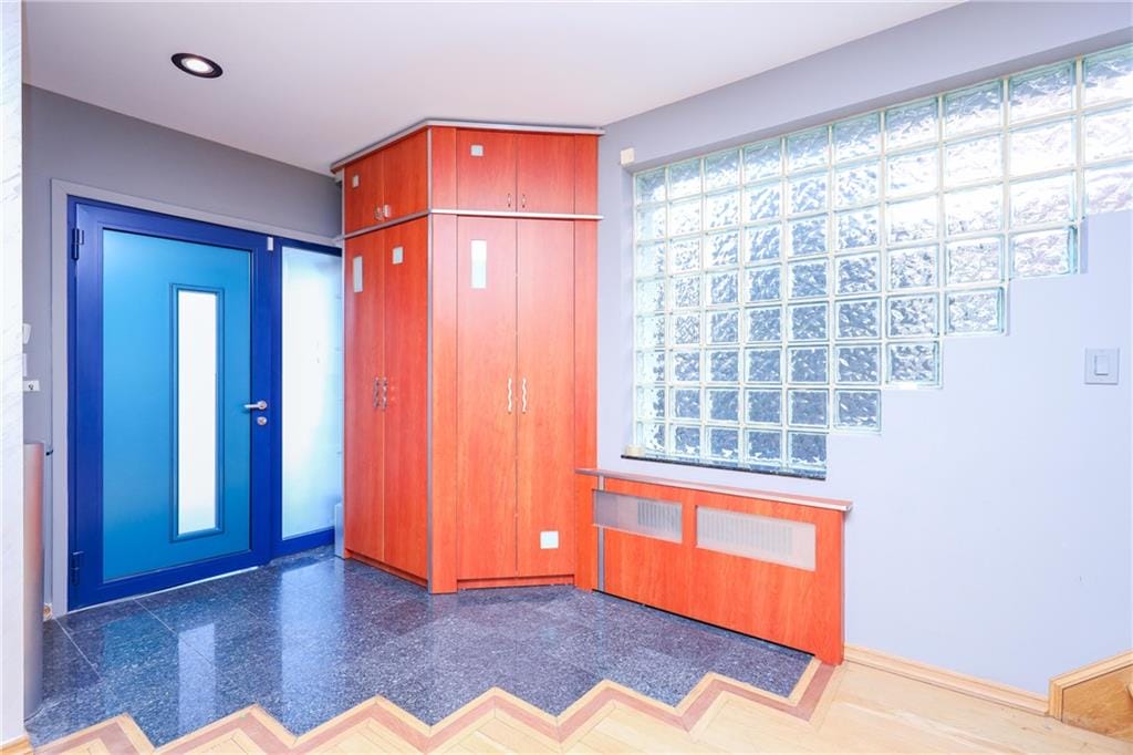 61 Exeter Street, Brooklyn, New York, 11235 image 6