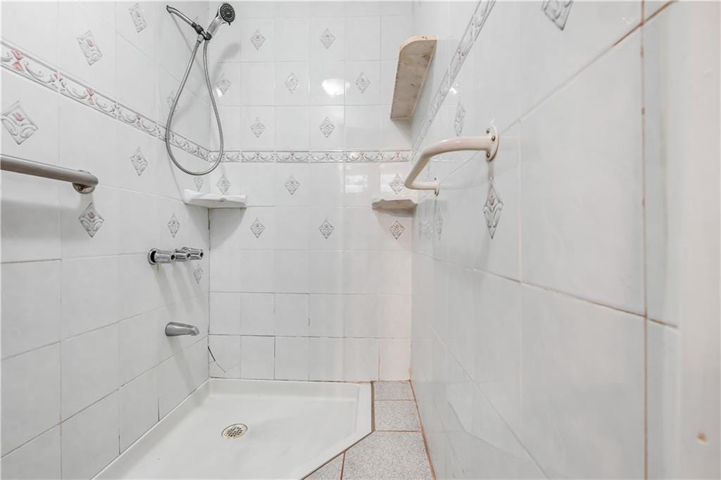 515 East 24th Street, Brooklyn, New York, 11210 image 16
