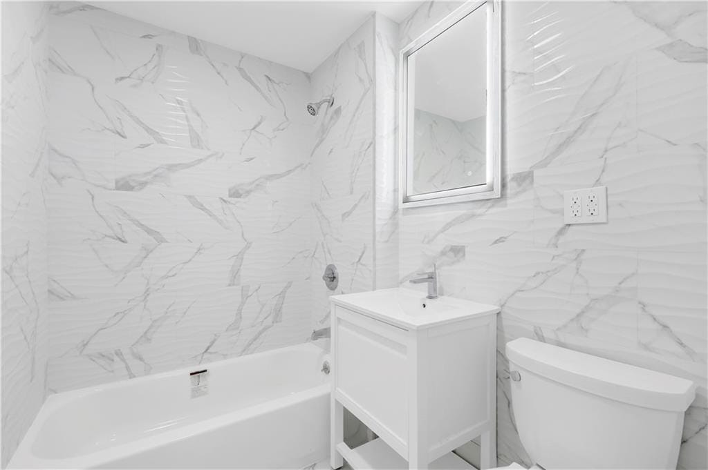 1014 Banner Avenue 3B, Brooklyn, New York, 11235 image 7
