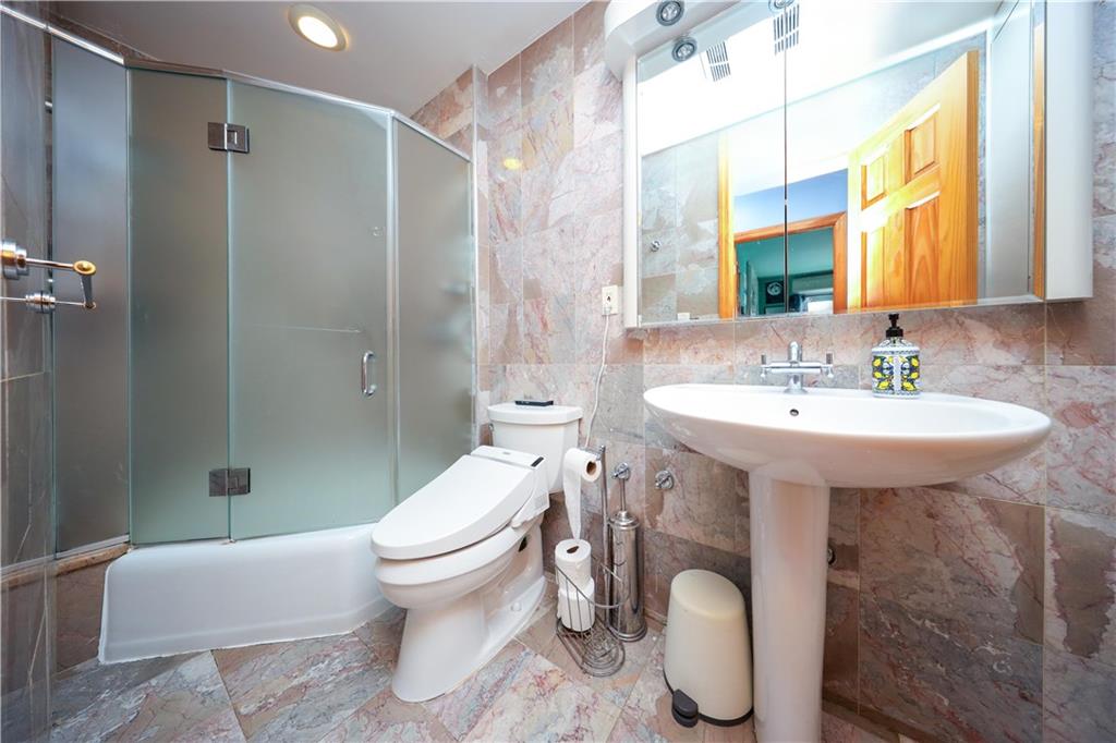 2296 National Drive, Brooklyn, New York, 11234 image 29
