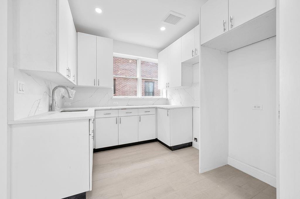 3707 Cypress Avenue, Brooklyn, New York, 11224 image 12
