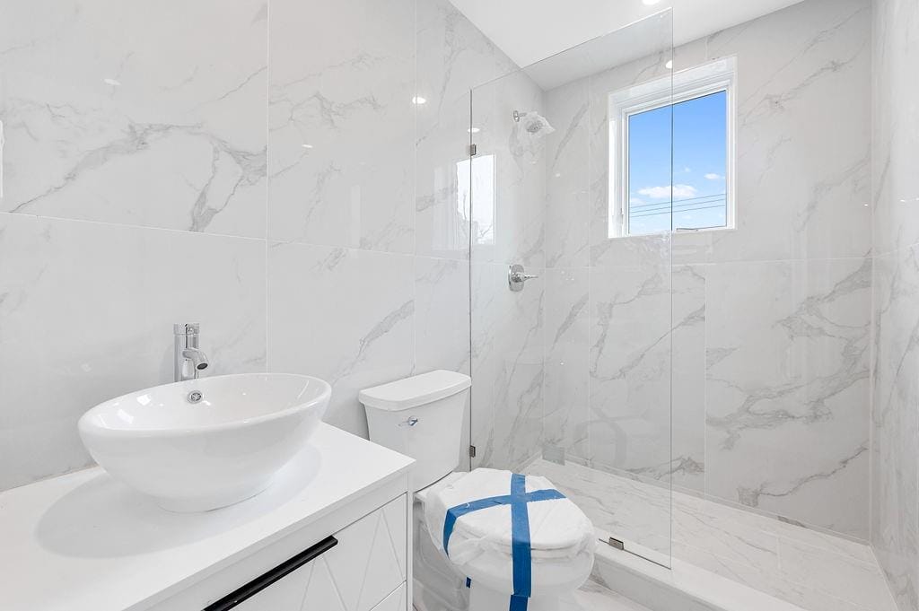 3707 Cypress Avenue, Brooklyn, New York, 11224 image 28