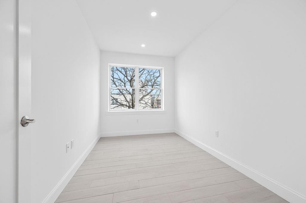 3707 Cypress Avenue, Brooklyn, New York, 11224 image 8
