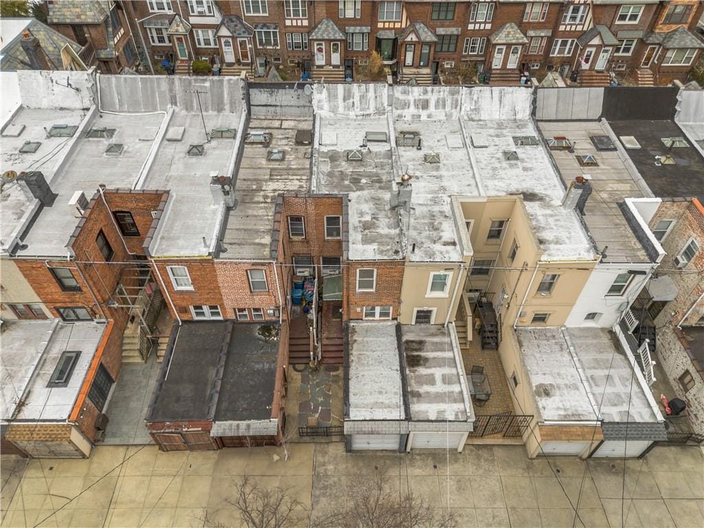 6815 Madeline Court, Brooklyn, New York, 11220 image 27