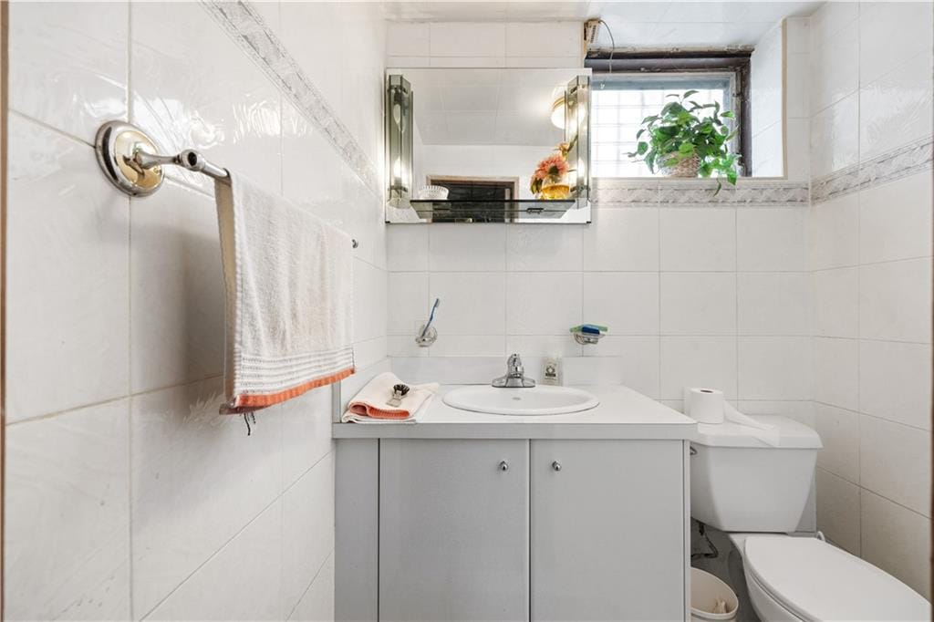 7608 11th Avenue, Brooklyn, New York, 11228 image 18