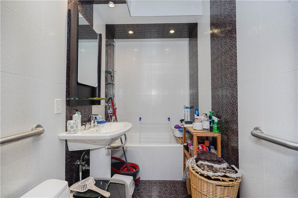 135 Oceana Drive PH1D, Brooklyn, New York, 11235 image 14