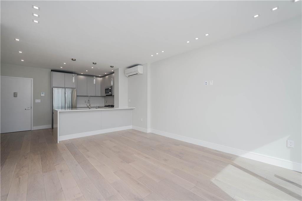 40 Oceana Drive 9B, Brooklyn, New York, 11235 image 12