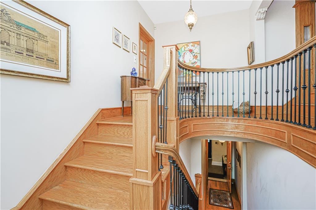 1265 86th Street, Brooklyn, New York, 11228 image 19