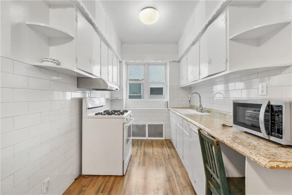 114 Terrace Place, Brooklyn, New York, 11218 image 8