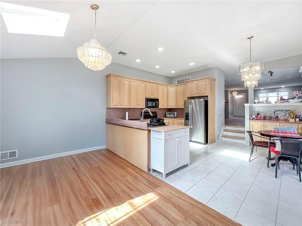 28 Mandy Court, Staten  Island, New York, 10309 image 13