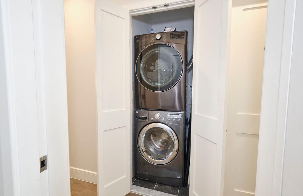 97 Battery Avenue 3B, Brooklyn, New York, 11209 image 26