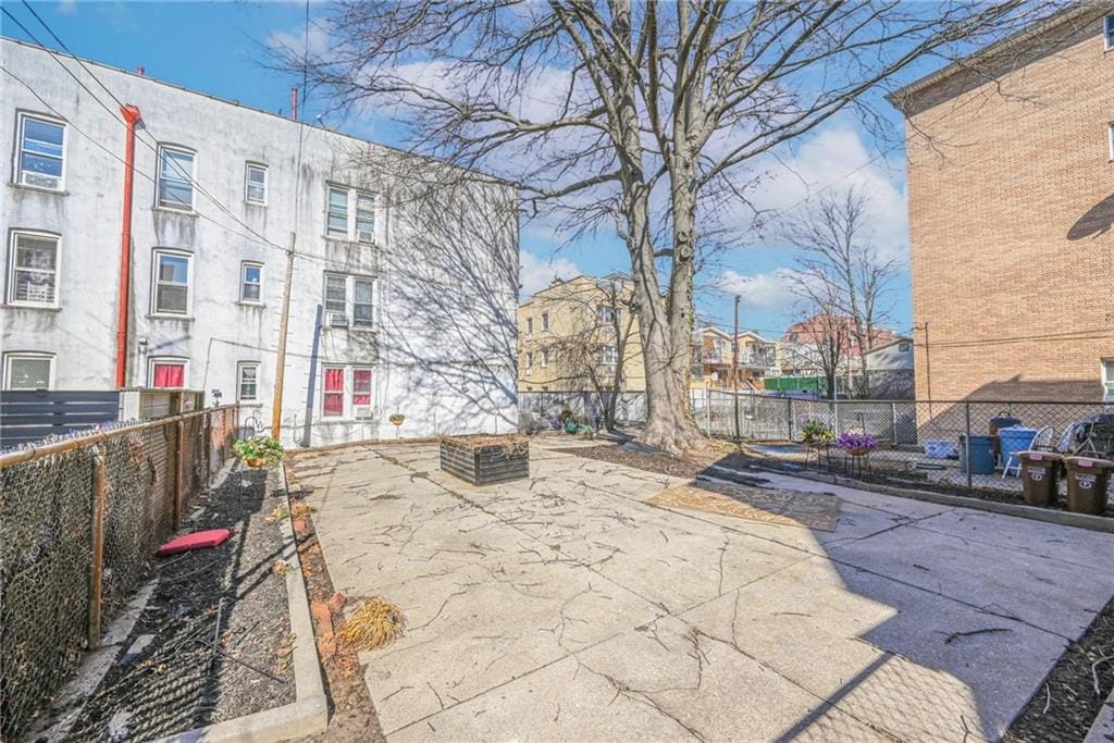 82 Battery Avenue, Brooklyn, New York, 11228 image 22