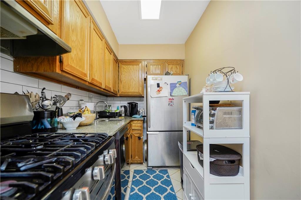 9729 4th Avenue 3C, Brooklyn, New York, 11209 image 11