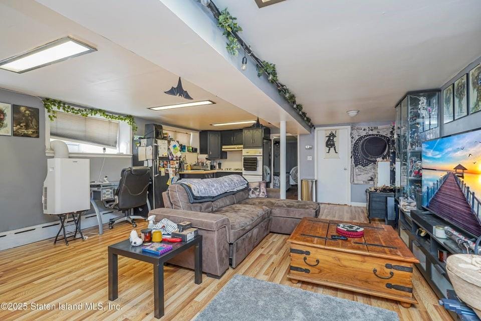31 Seeley Street, Brooklyn, New York, 11218 image 26