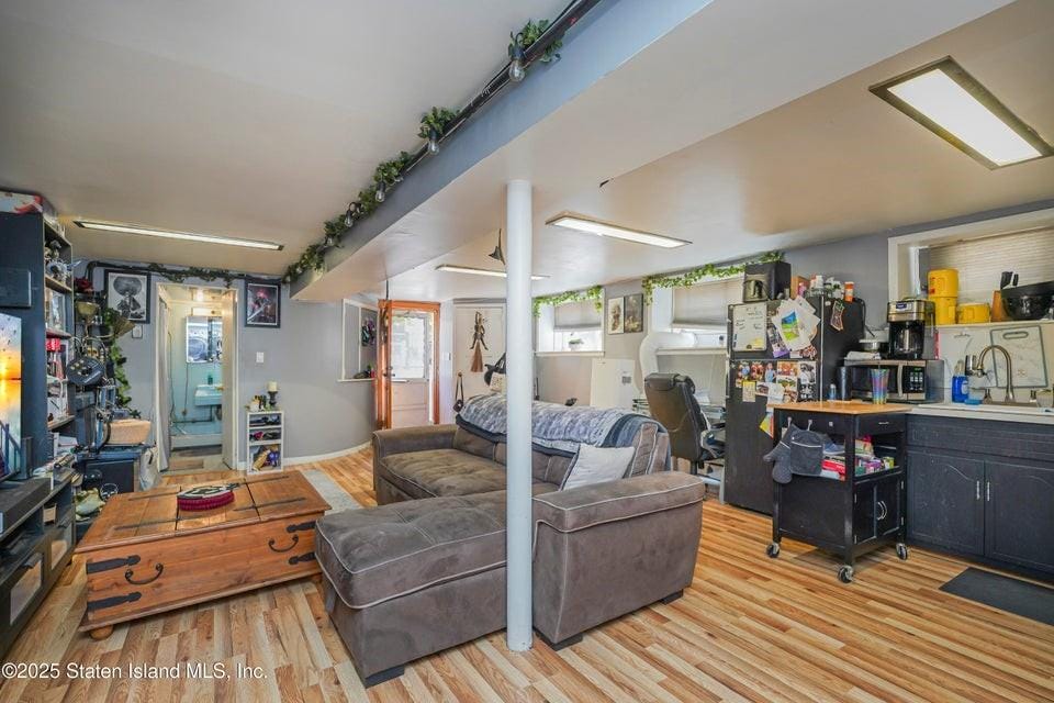 31 Seeley Street, Brooklyn, New York, 11218 image 27