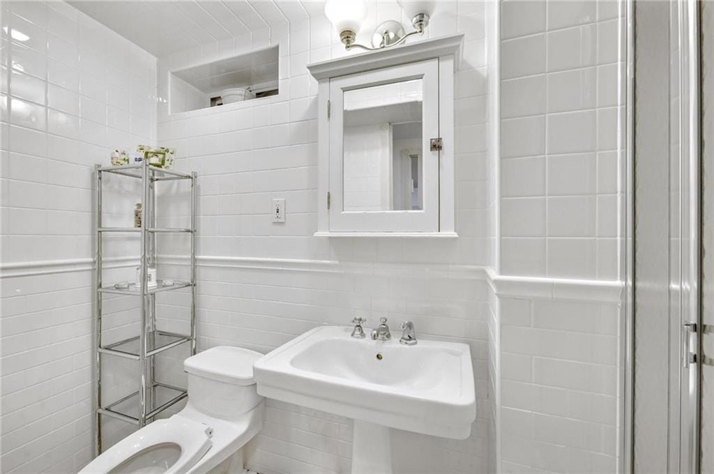 2114 Avenue N, Brooklyn, New York, 11210 image 23