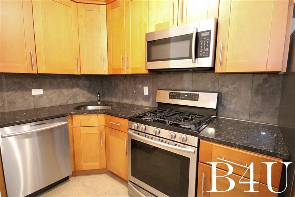 35 Seacoast Terrace 19S, Brooklyn, New York, 11235 image 14