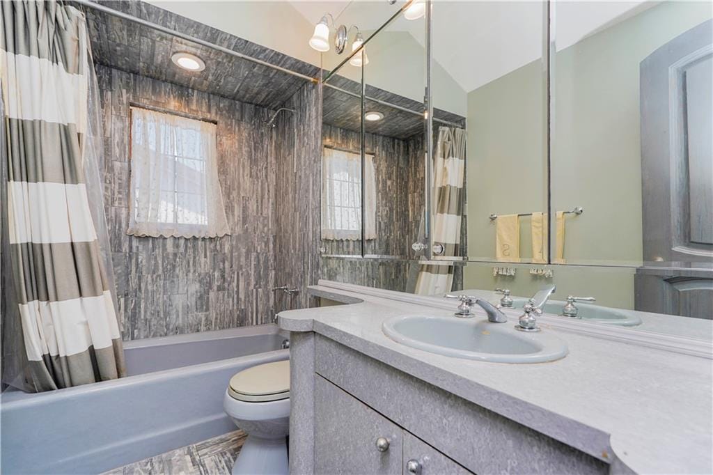 333 Mayfair Drive N, Brooklyn, New York, 11234 image 28