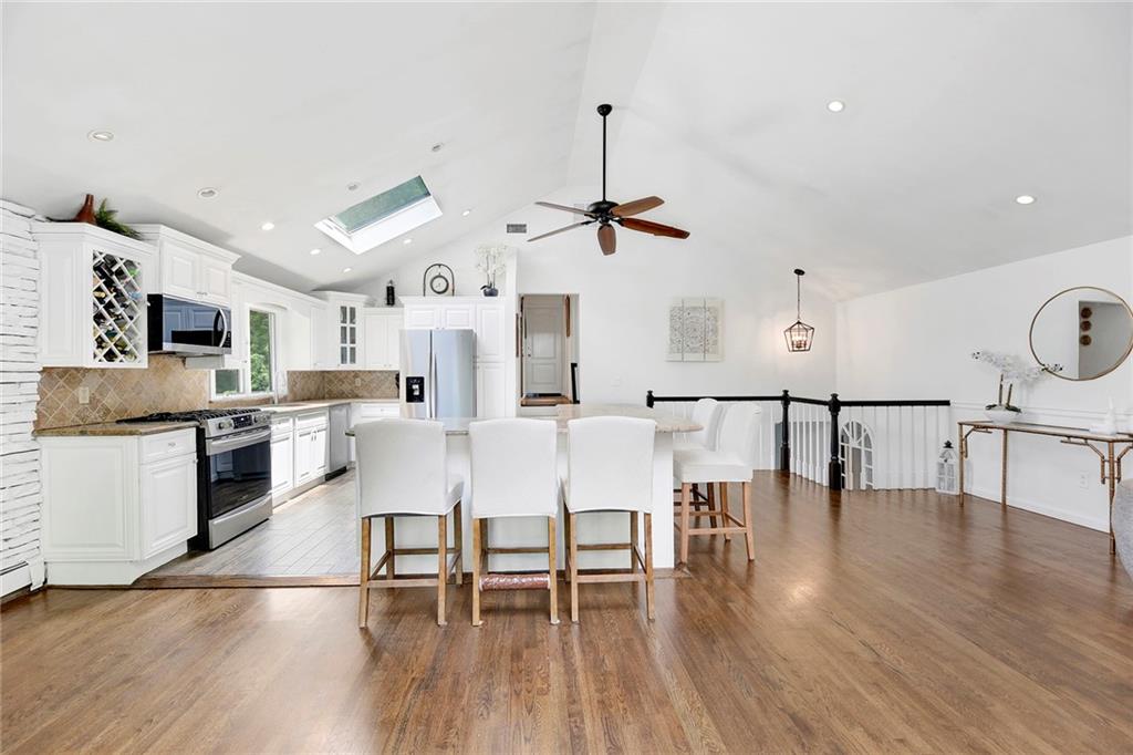 384 North Railroad Avenue, Staten  Island, New York, 10304 image 11