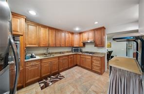 939 Bushwick Avenue, Brooklyn, New York, 11221 image 12
