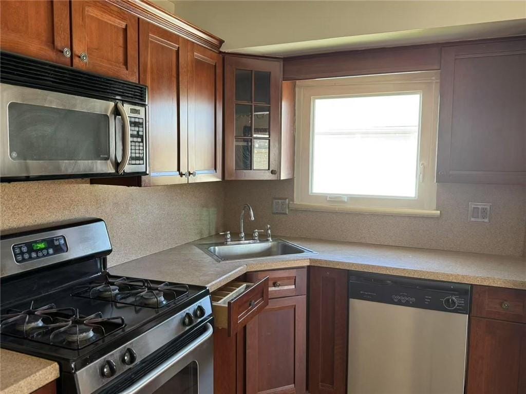 24 Nadal Place, Staten  Island, New York, 10314 image 8
