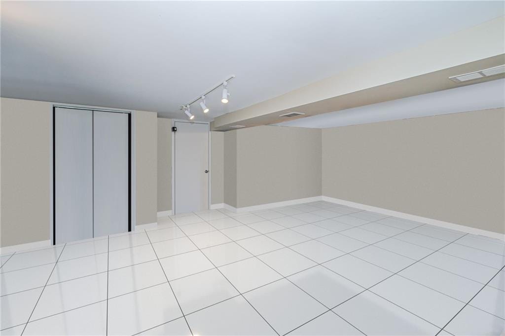 165 Langham Street, Brooklyn, New York, 11235 image 14