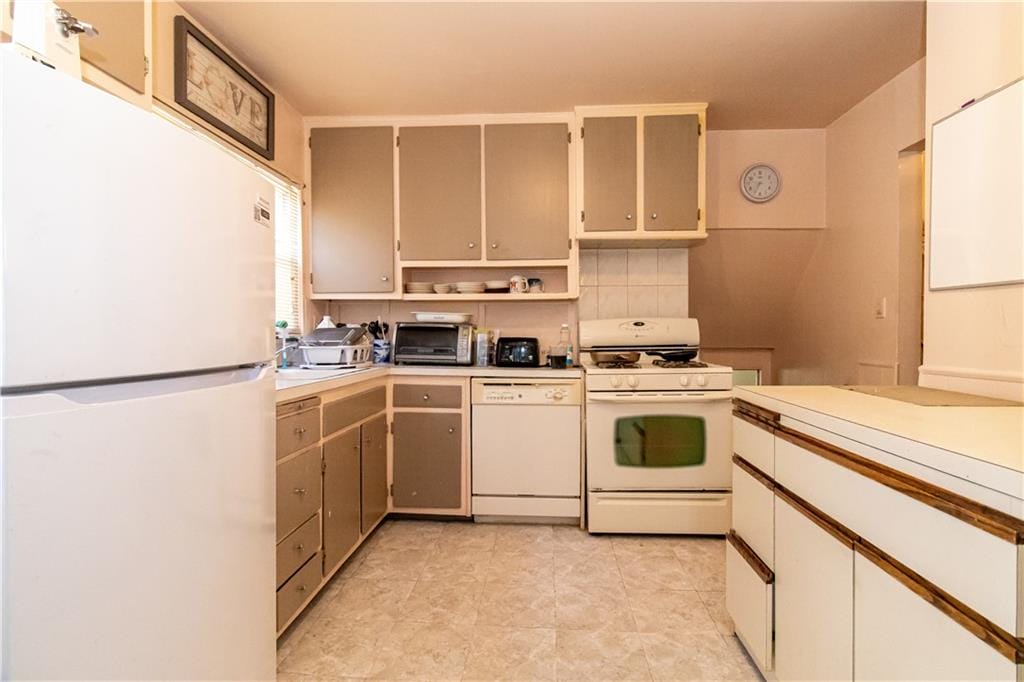 1260 East 100th Street, Brooklyn, New York, 11236 image 9