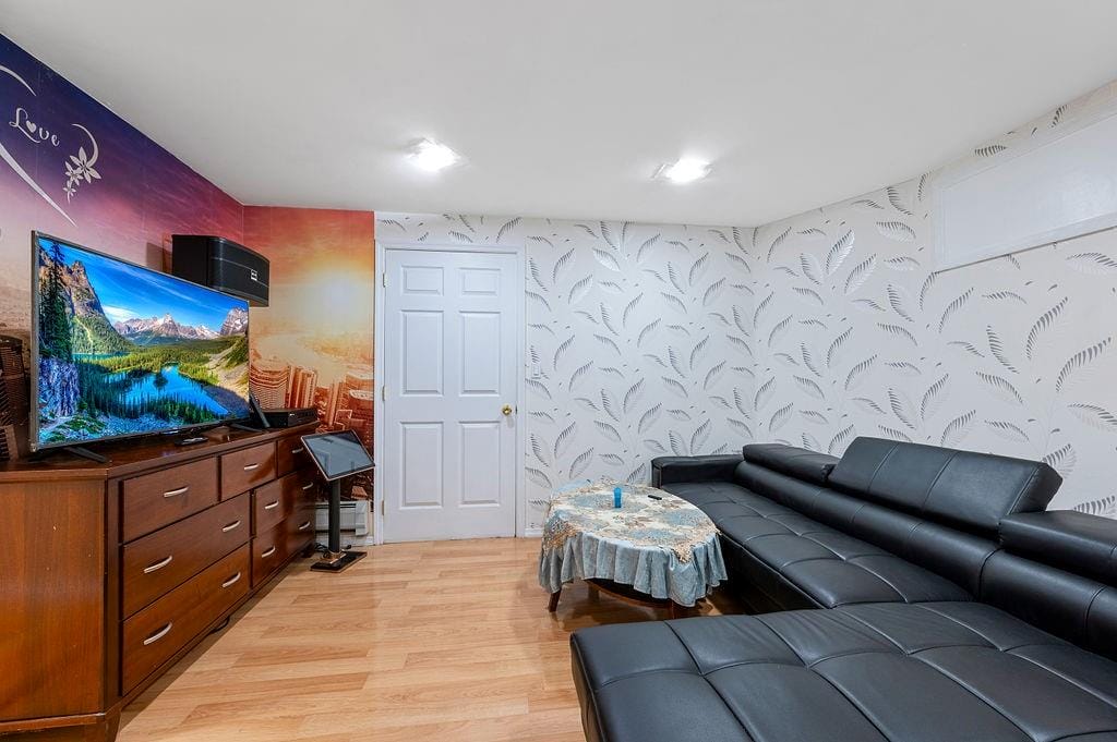 5125 Amboy Road, Staten  Island, New York, 10312 image 26