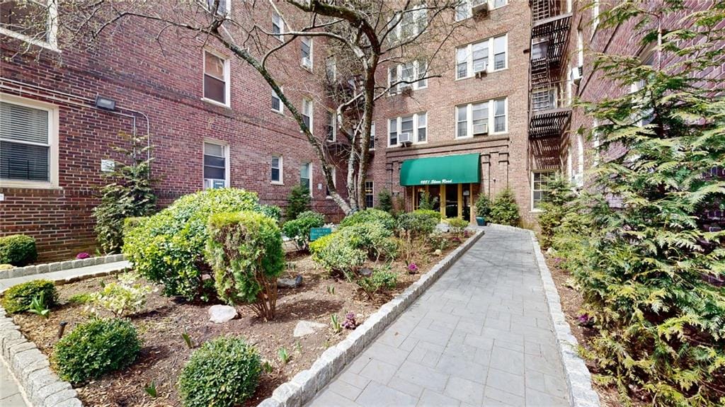 9281 Shore Road 220, Brooklyn, New York, 11209 image 14