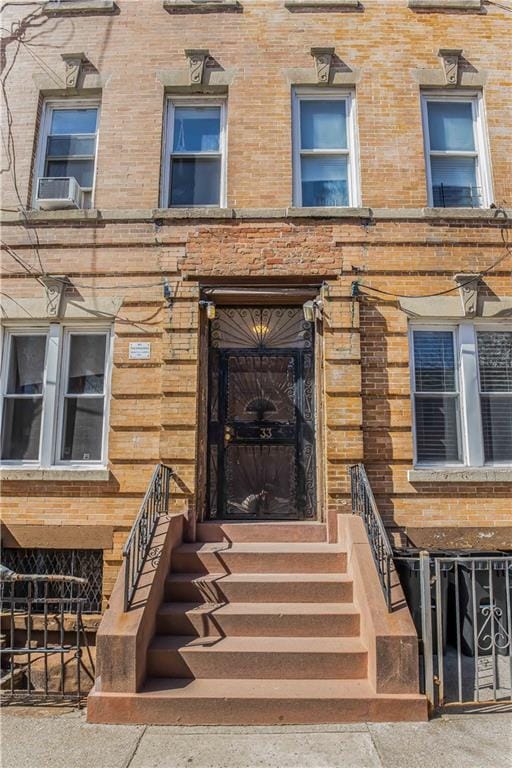 33 Furman Avenue, Brooklyn, New York, 11208 image 19