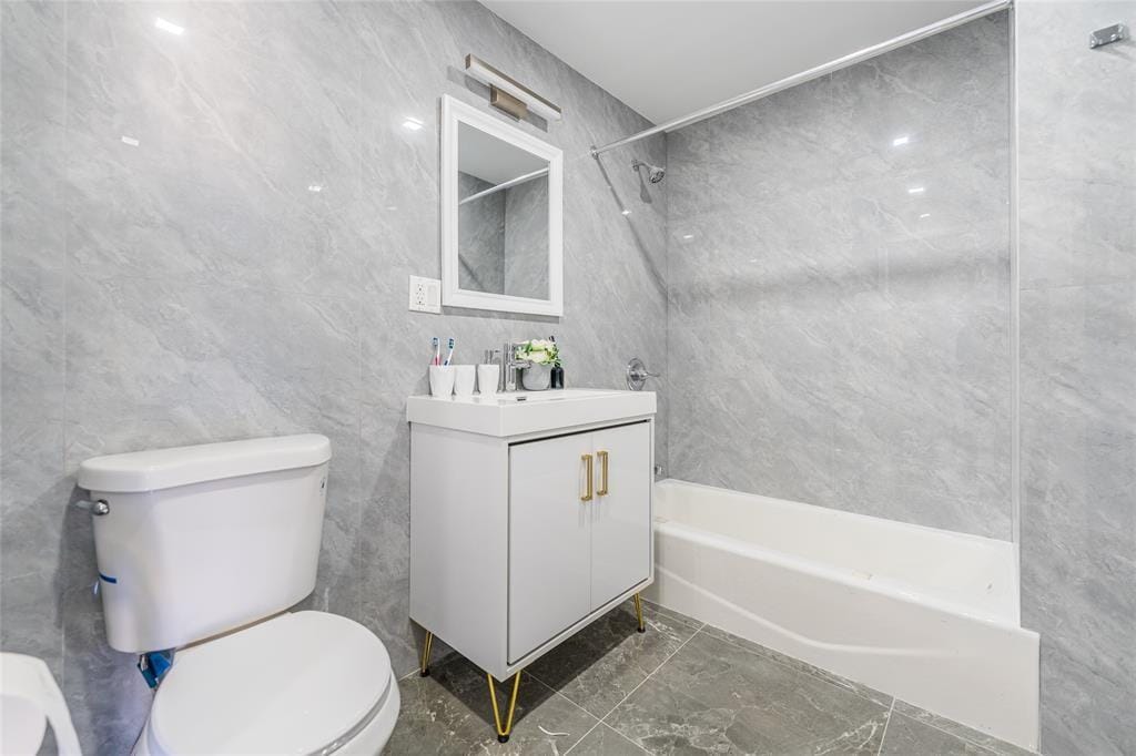 941 57th Street 1C, Brooklyn, New York, 11219 image 6