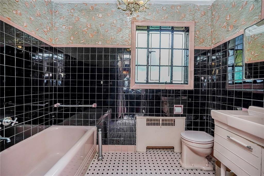 8044 Narrows Avenue, Brooklyn, New York, 11209 image 23