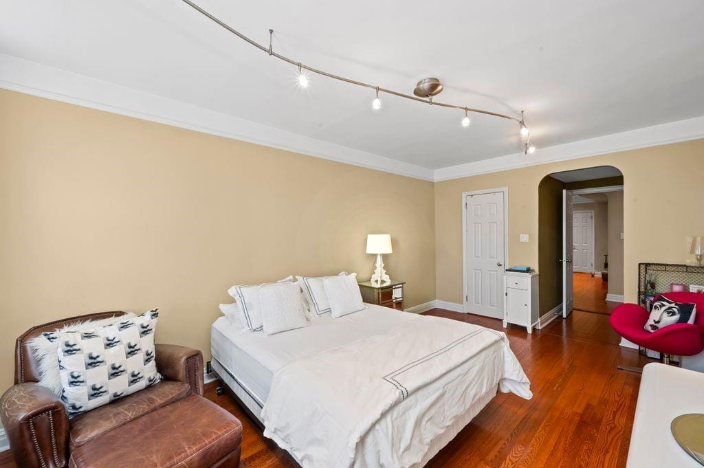 9437 Shore Road A1, Brooklyn, New York, 11209 image 18
