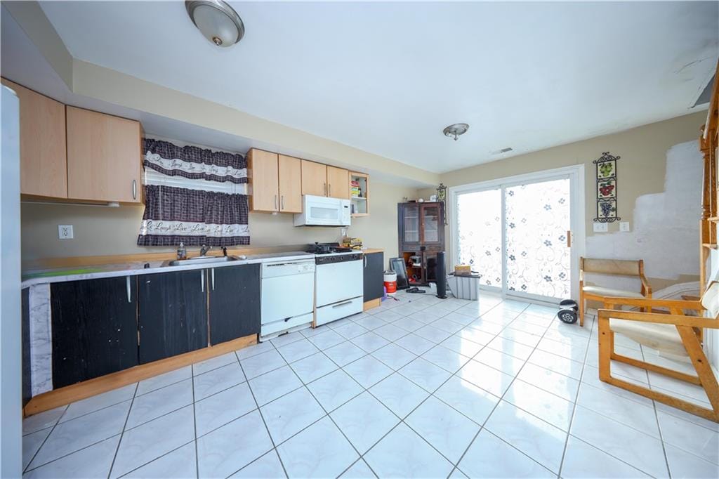 985 Father Capodanno Boulevard, Staten  Island, New York, 10306 image 8
