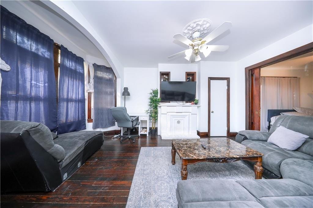 325 North Burgher Avenue, Staten  Island, New York, 10310 image 11