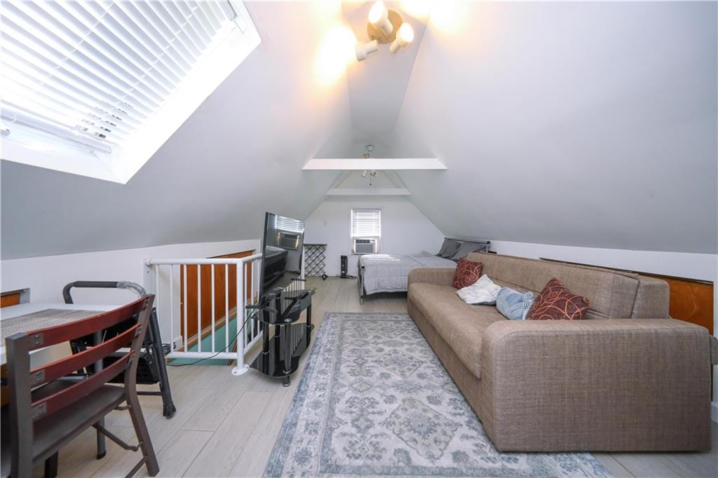 325 North Burgher Avenue, Staten  Island, New York, 10310 image 22
