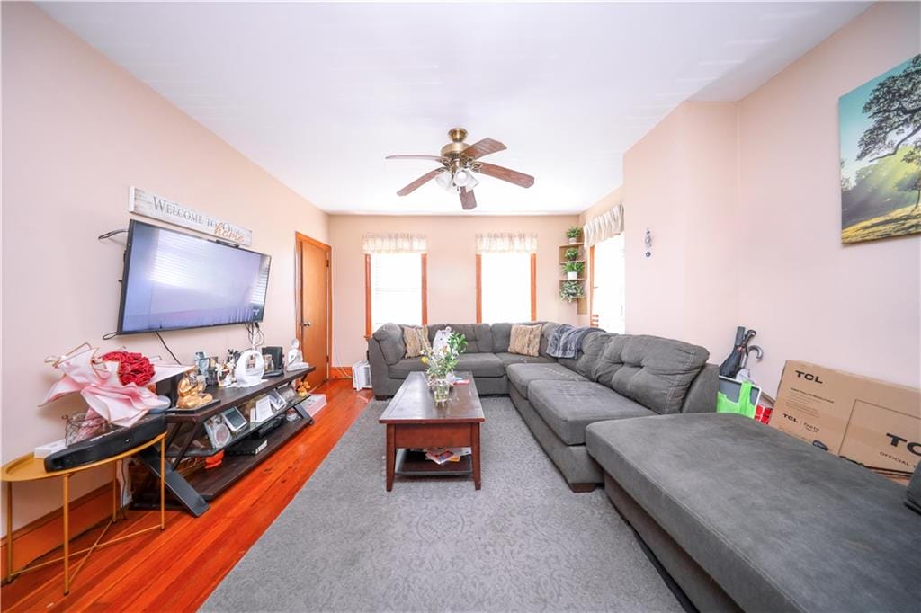 325 North Burgher Avenue, Staten  Island, New York, 10310 image 9