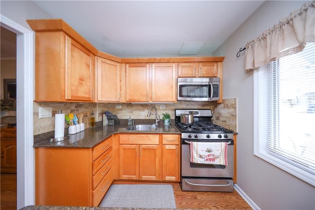 1734 East 35th Street, Brooklyn, New York, 11234 image 9