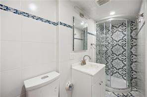 1639 West 9th Street, Brooklyn, New York, 11223 image 22