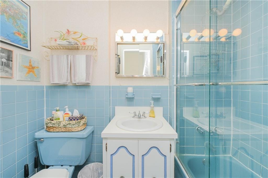 266 Wakeman Place, Brooklyn, New York, 11220 image 18