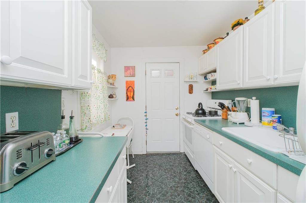 266 Wakeman Place, Brooklyn, New York, 11220 image 9