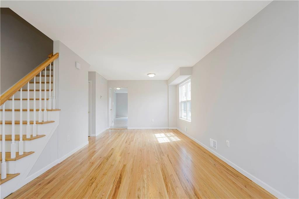 15 Mann Avenue, Staten  Island, New York, 10314 image 8