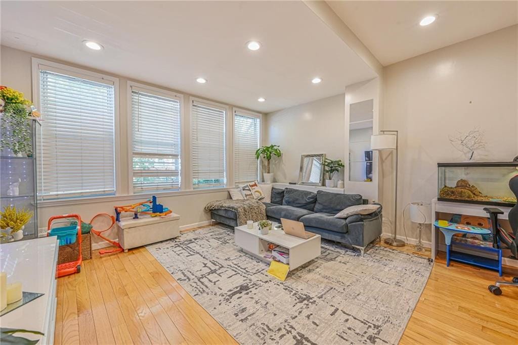 7029 Perry Terrace, Brooklyn, New York, 11209 image 25