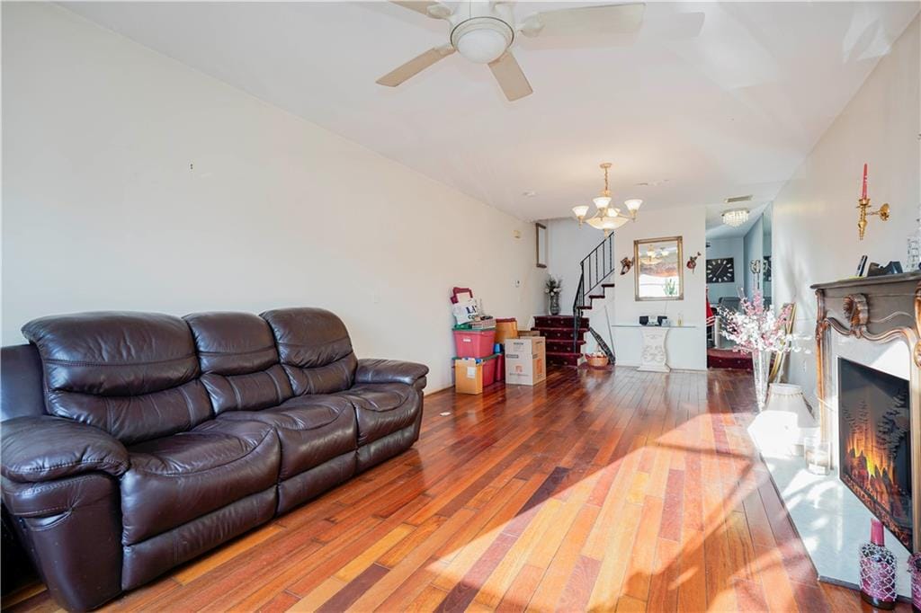 102 Lorraine Loop, Staten  Island, New York, 10309 image 11