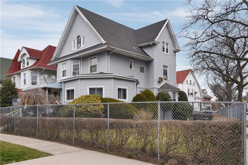 69 Rugby Road, Brooklyn, New York, 11226 image 10