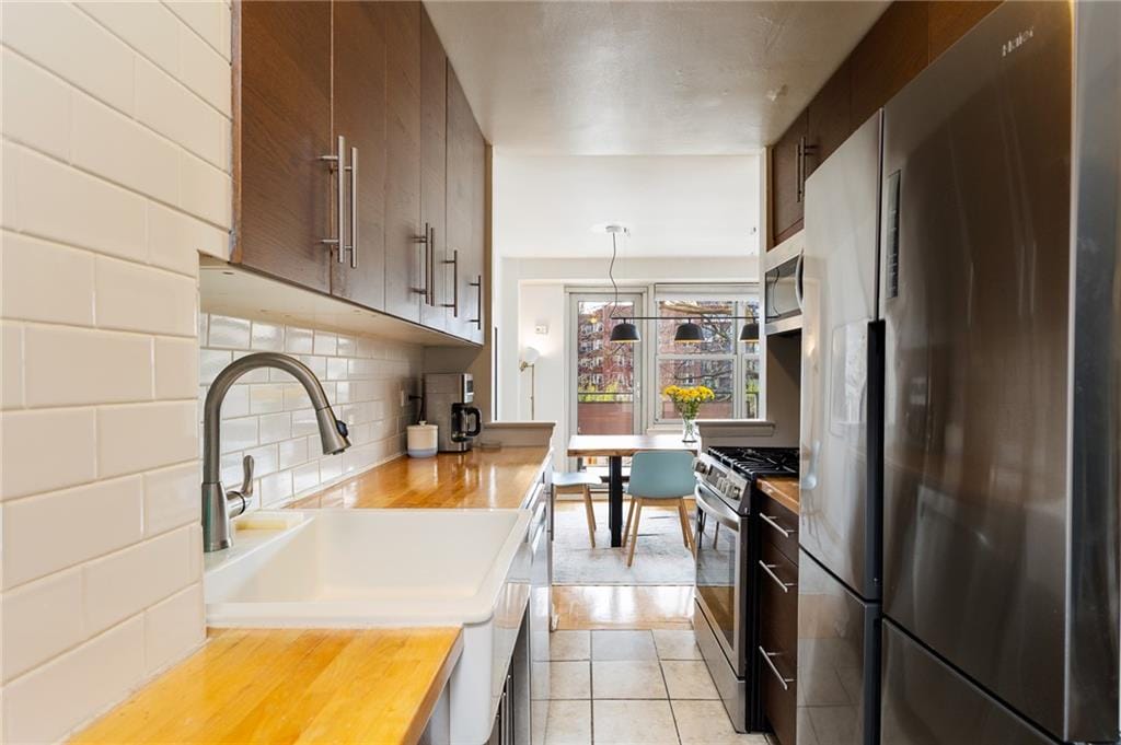 135 Ocean Parkway 4M, Brooklyn, New York, 11218 image 7