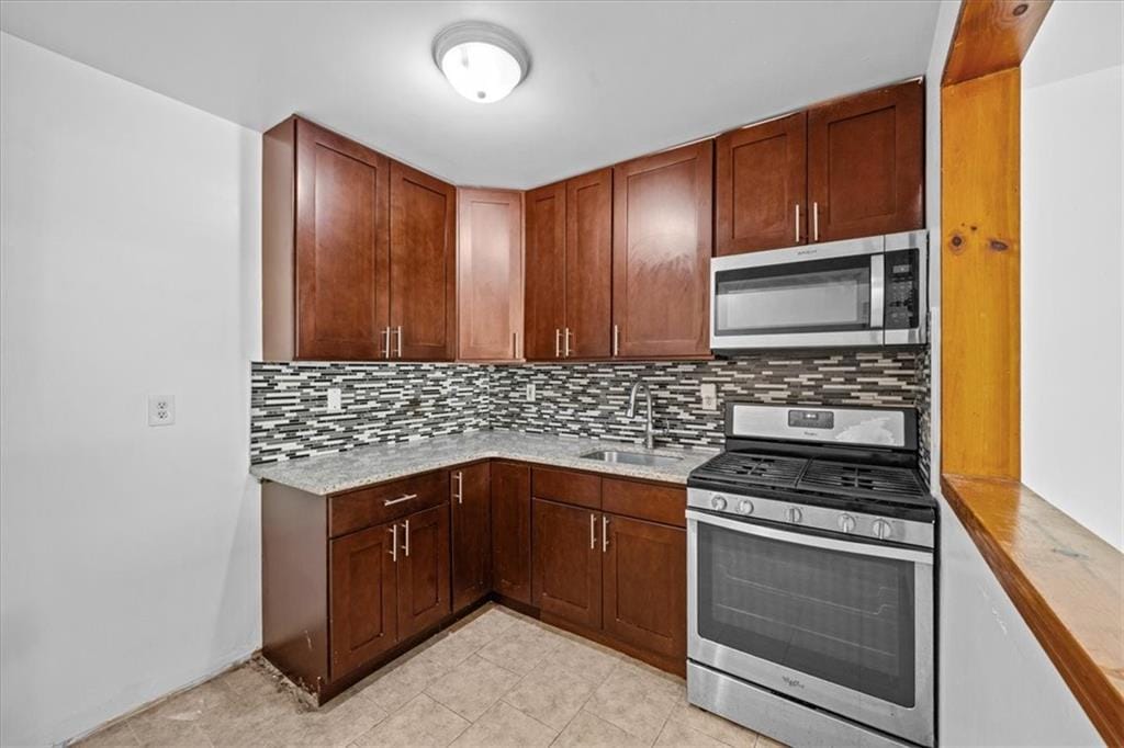 53 Woods Place, Brooklyn, New York, 11226 image 9